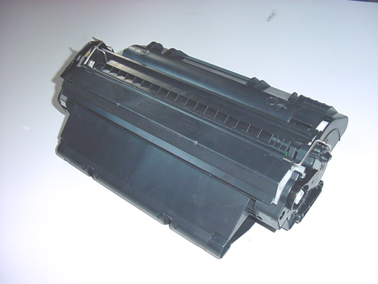 Widok kartridża HP C4127X (HP 27X) do drukarki laserowej HP LaserJet 4000.