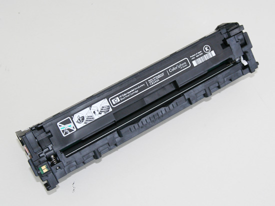 Widok kartridża HP 125A HP CB540A do kolorowej drukarki laserowej HP Color LaserJet CP 1215, CP 1515