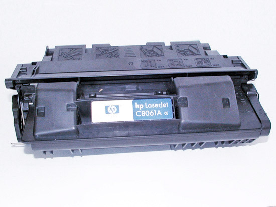 Widok kartridża HP C8061A (HP 61A) do drukarki laserowej HP LJ 4100.