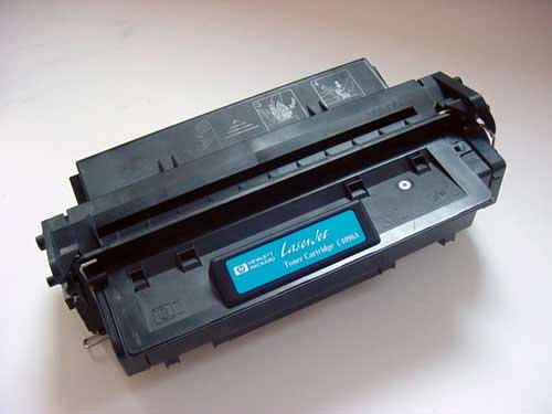 Widok kartridża do drukarki laserowej HP LaserJet 2100